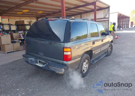 2002 Chevrolet Tahoe Ls z USA, uszkodzony, nr VIN 1GNEC13Z32J206561